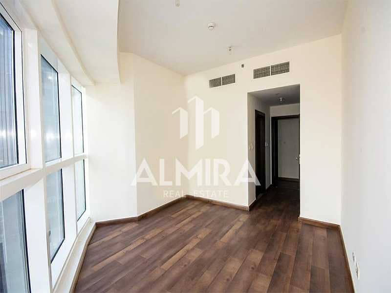 5 High Floor with Balcony l Sea View l Great Price