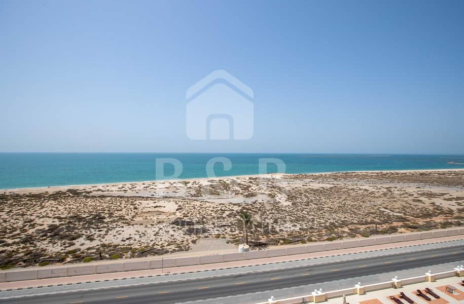 Exceptional 1 Bedroom with Amazing Sea View