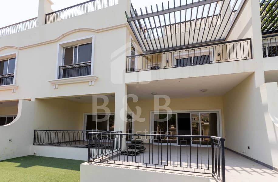 12 Cheques - Excellent 4 Bedroom Townhouse - Maids Room