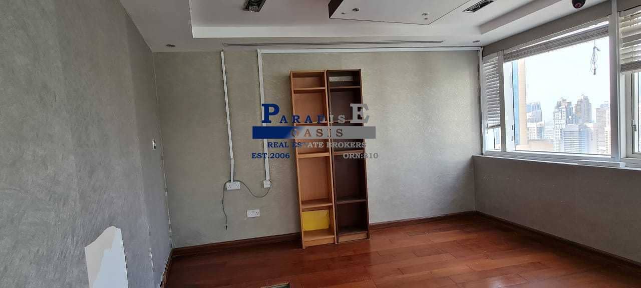 8 Furnished Office I Panoramic View I Higher Floor