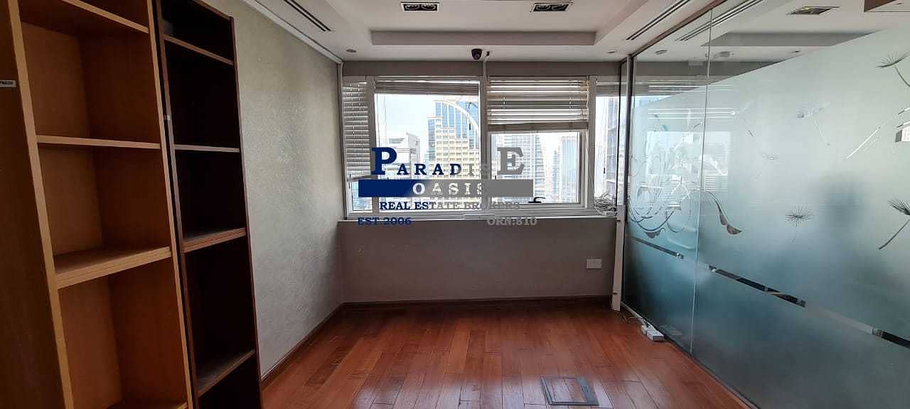 10 Furnished Office I Panoramic View I Higher Floor