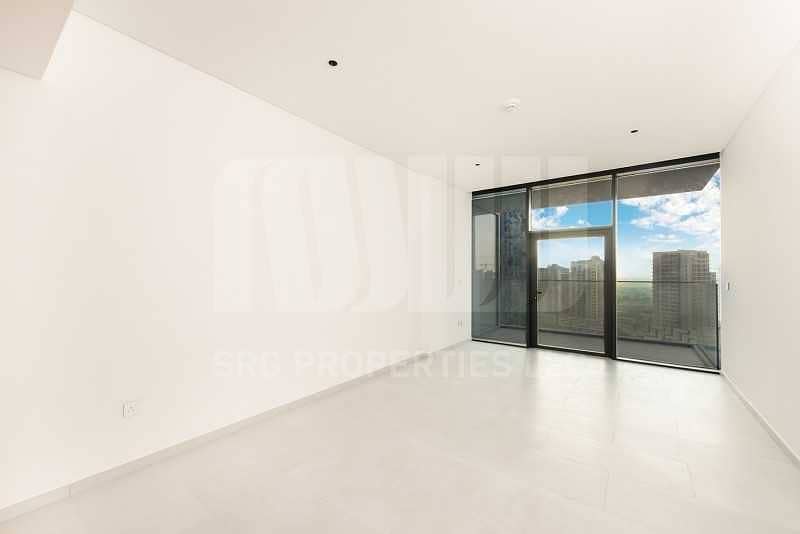 4 Luxuriously Finished Unit | Amazing City & Canal  View