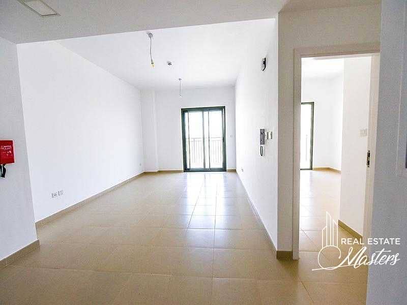 2 Best Deal | Beautiful courtyard |Perfect View