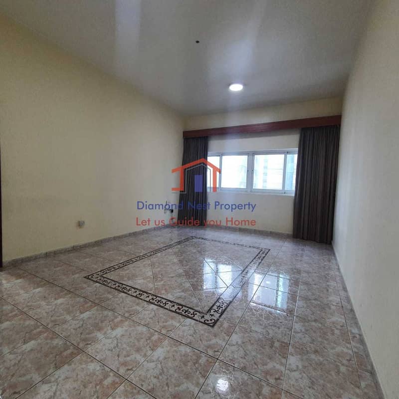 4 Spacious One Bedroom with close kitchen and two bath