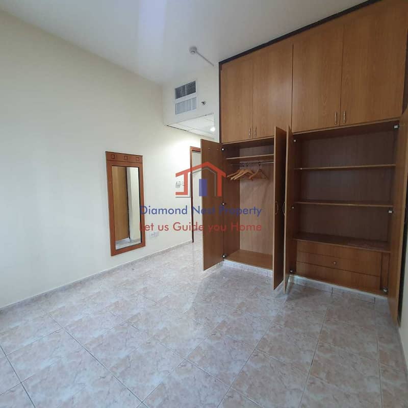 5 Spacious One Bedroom with close kitchen and two bath