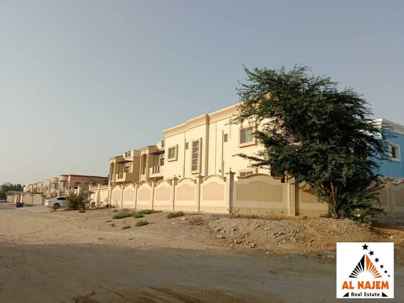 For sale, a very clean villa on the corner of a street with electricity, water and air conditioners. Split in Al Rawda 3 area in Ajman with the possib
