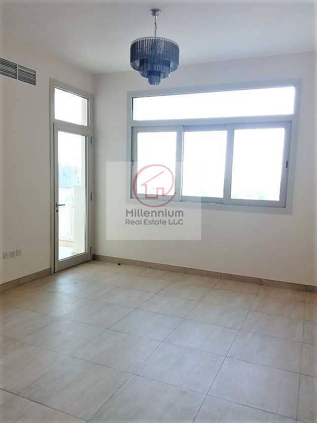 11 Affordable Price ! / 2 BHK + maid + laundry / close to metro station