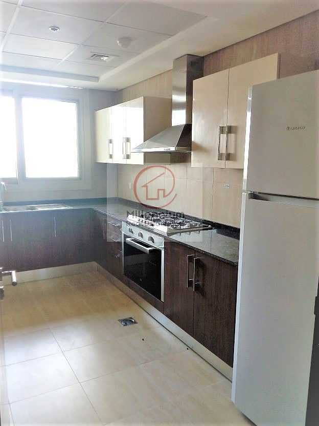 12 Affordable Price ! / 2 BHK + maid + laundry / close to metro station