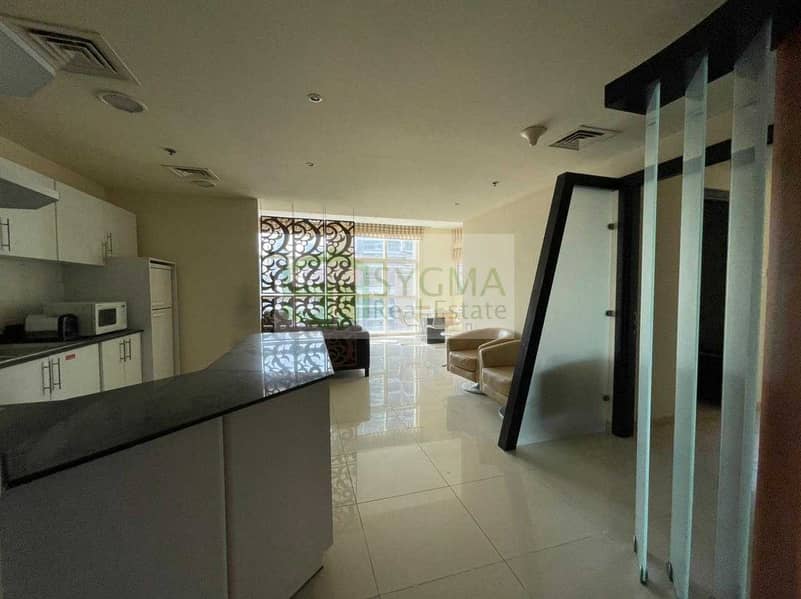 11 Well Maintained Fully Furnished Near Metro