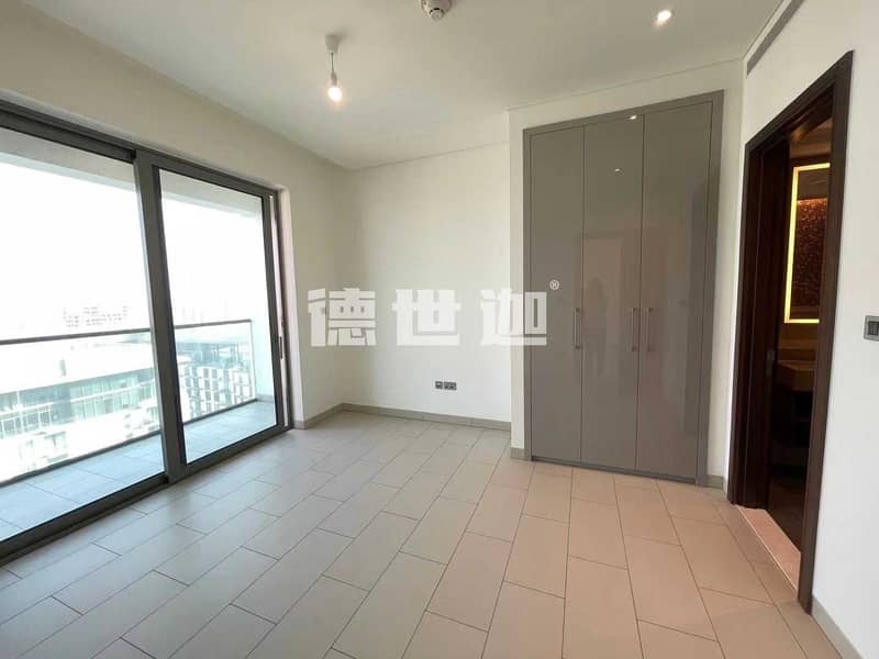 Brand New Park Viewing 1BR Ready to Move in Now
