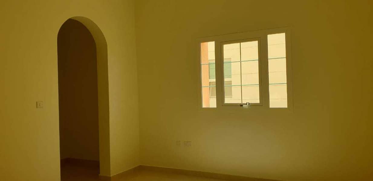 شقة في الباھیة 3 غرف 90000 درهم - 5087320
