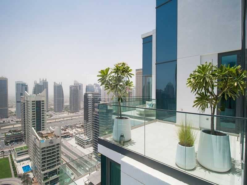 10 Signature Duplex Penthouse | Stunning Marina View