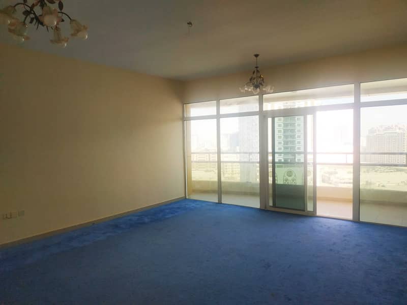 Two Bedroom n Hall Aprtment for Rant in Horizon Tower