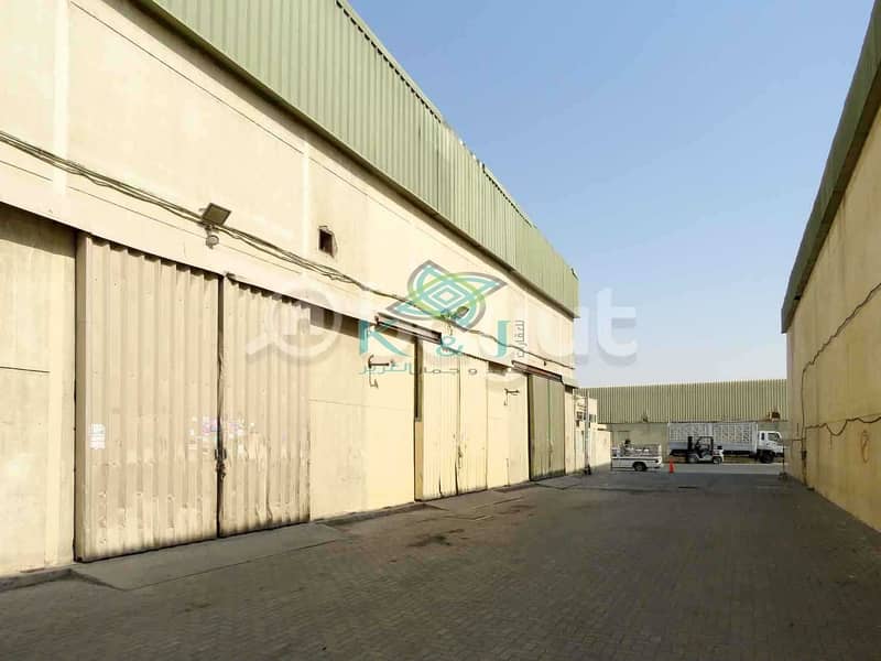 Warehouse w/ Mezzanine + Giving Grace Period I Ras Al Khor