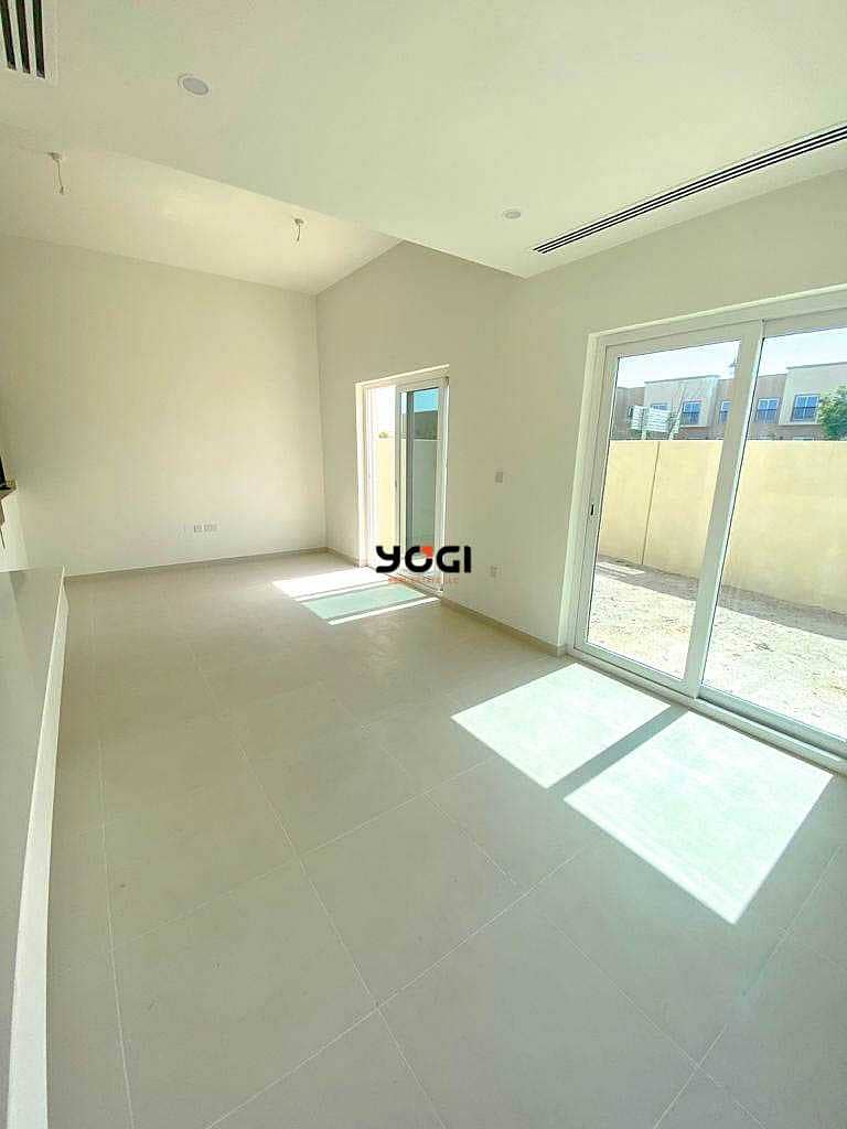 16 Hot Deal - 3 Bedrooms + Maid |near to the pool