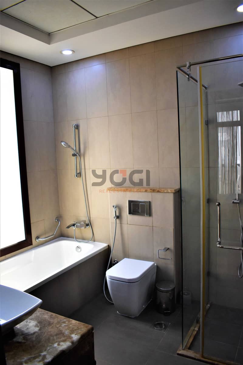 11 Luxurious 2 Bedroom| Near Mall of the Emirates