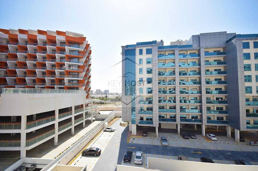 10 1BR with parking Dubai Silicon Oasis | All Bills Included