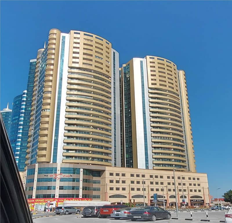 2 Bedroom Hall Big Size in Horizon Towers for Rent