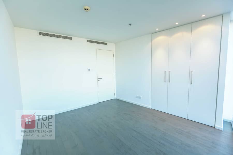 5 Brand New 3BR+M in D-1 Tower