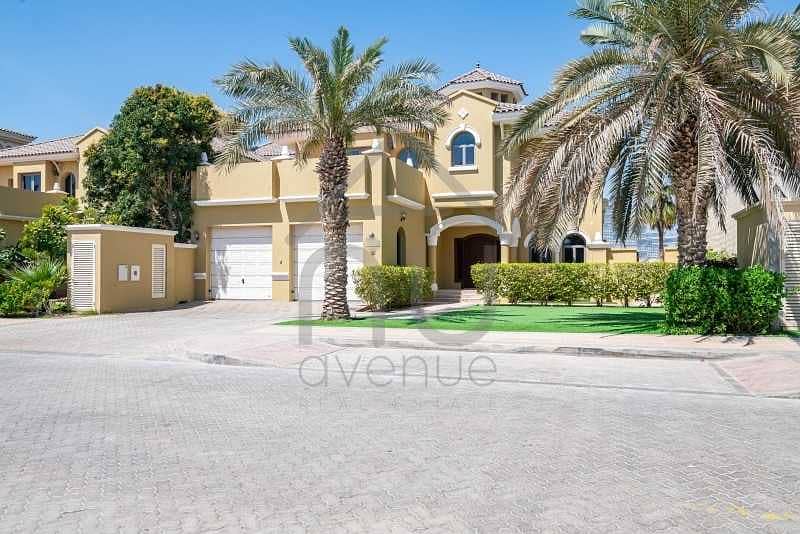 16 Immaculate Condition | Atlantis View | High Number