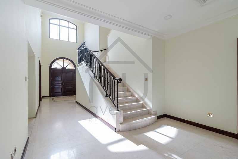 6 Atrium Entry | Immaculate Condition | Priced to Sell
