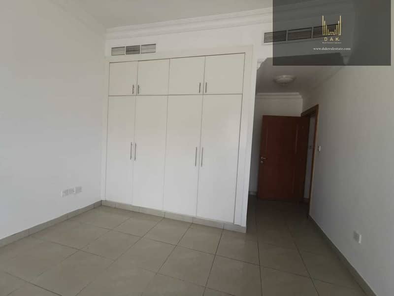 2 Along Sheikh Zayed Road | Short Walking Distance to Dubai Mall Metro Station