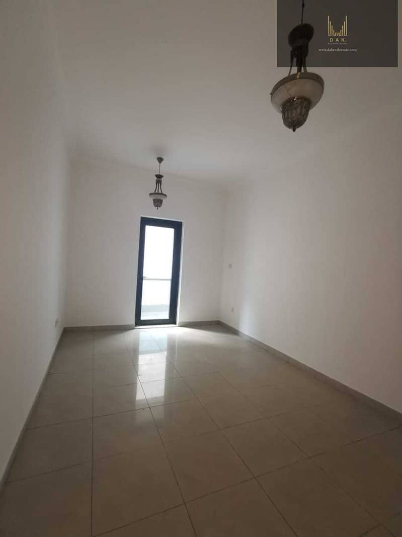 8 Along Sheikh Zayed Road | Short Walking Distance to Dubai Mall Metro Station