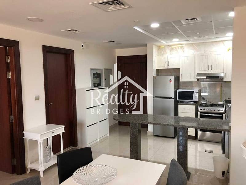 6 1 BR | Fully Furnished | Spacious & Bright  | Gym & Pool
