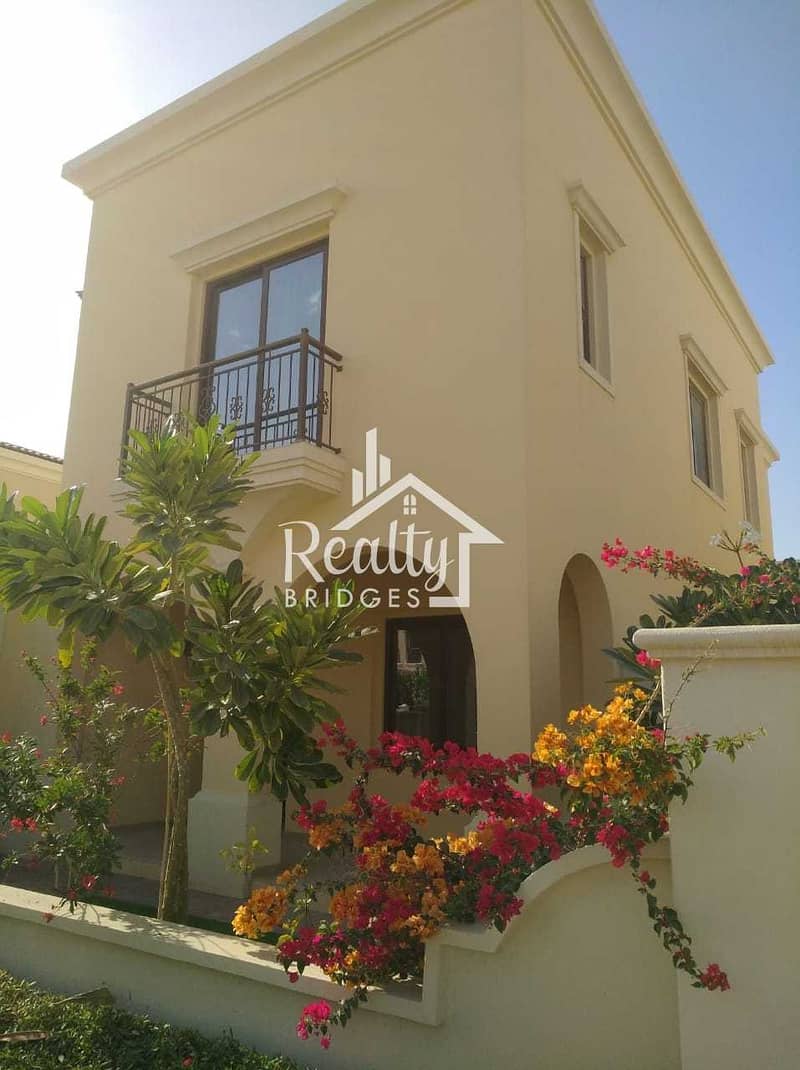 7 Beautiful 5 Bed Villa for Sale at Attractive Price