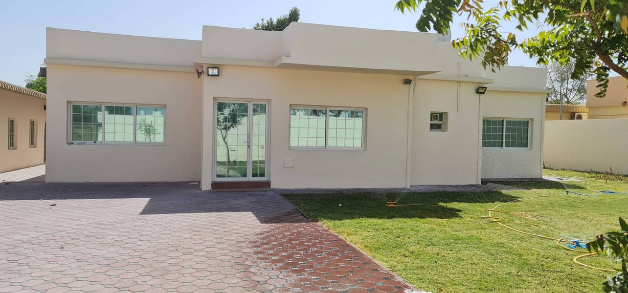 *** ON FOR SALE – Stylish 4BHK Single Storey Villa with Spacious Garden Available in Al Mansoura, Sharjah