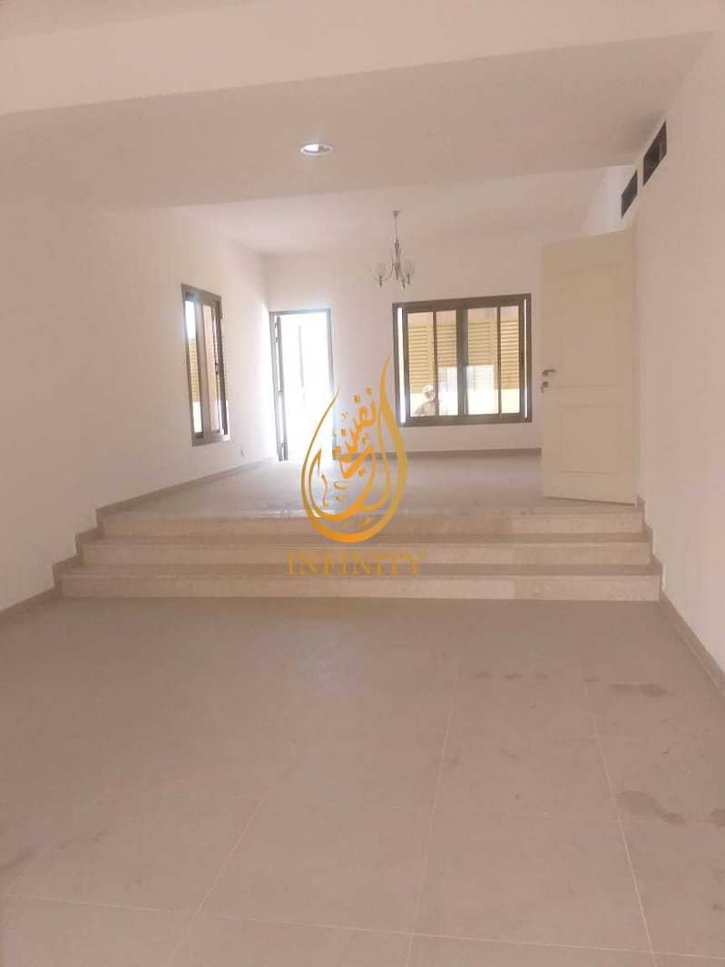 FULLY RENOVATED 4BHK INDEPENDENT COMPIUND VILLA IN 160K ONLY