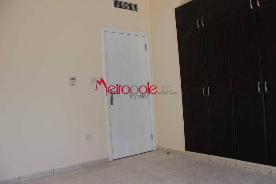 3 Pool View | Next to Circle  Mall  | Built in Wardrobe