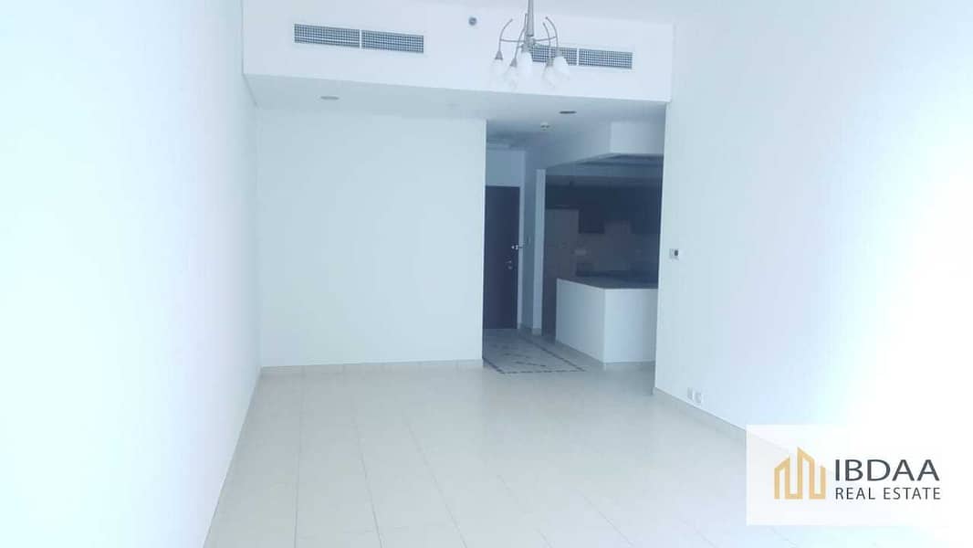 3 Spacious 2 BR Apartment| 1 Month Free Rent||