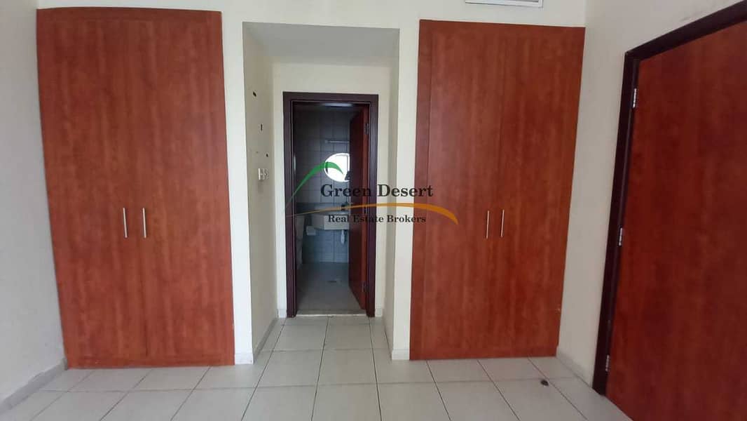 8 Well Maintained 1 BHK University View with Balcony