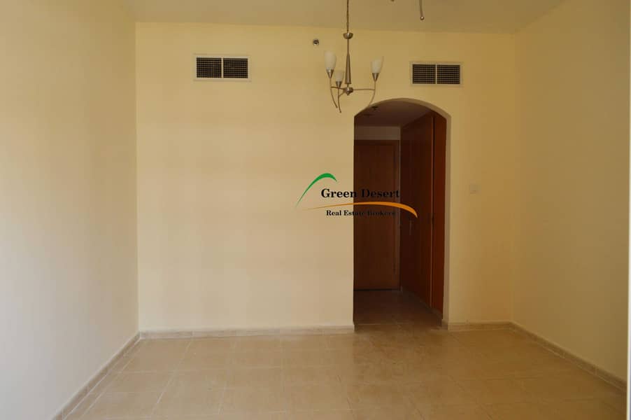 3 LARGE 1 bhk Axis 1 Semi opened Kitchen