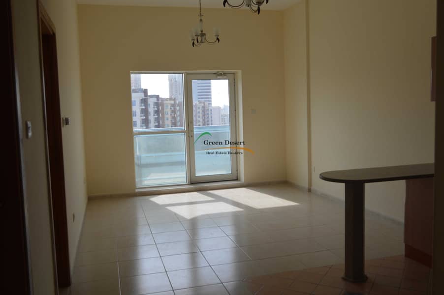 5 High Floor 1BHK Opp Souq Extra Axis 8