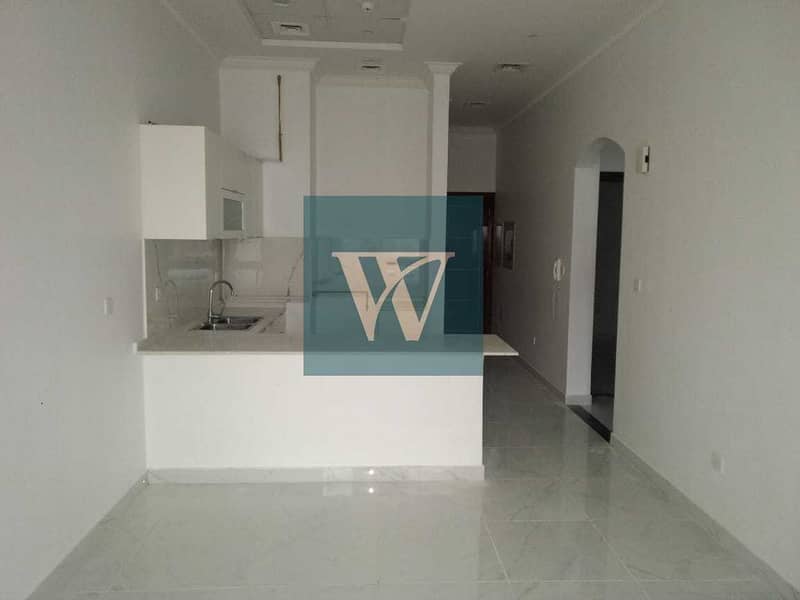 2 A wonderful One Bedroom + Maids &  Laundry Room