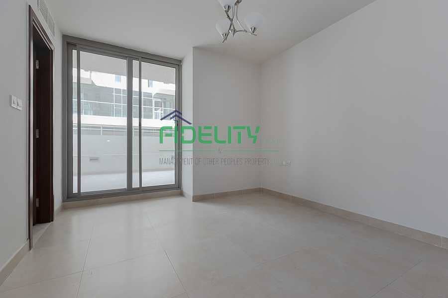4 No Commission| Private Huge Terrace| Free Maintenance