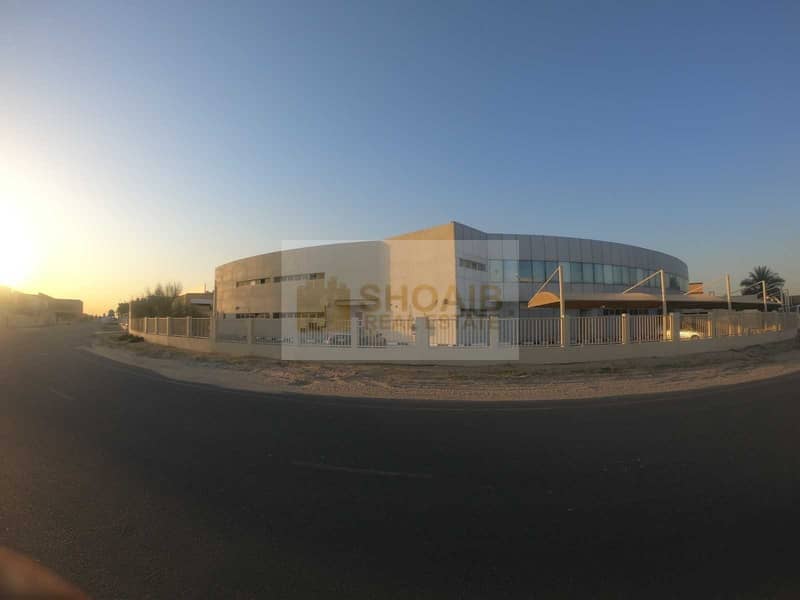Dubai Investment Park Second- Warehouse SHED 2