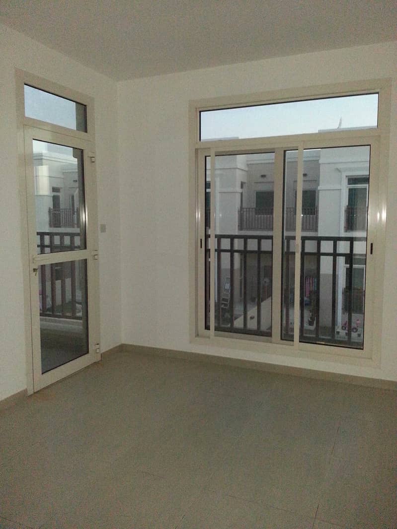 9 POOL VIEW SINGLE ROW 2 BHK TOWNHOUSE  ONLY 62K