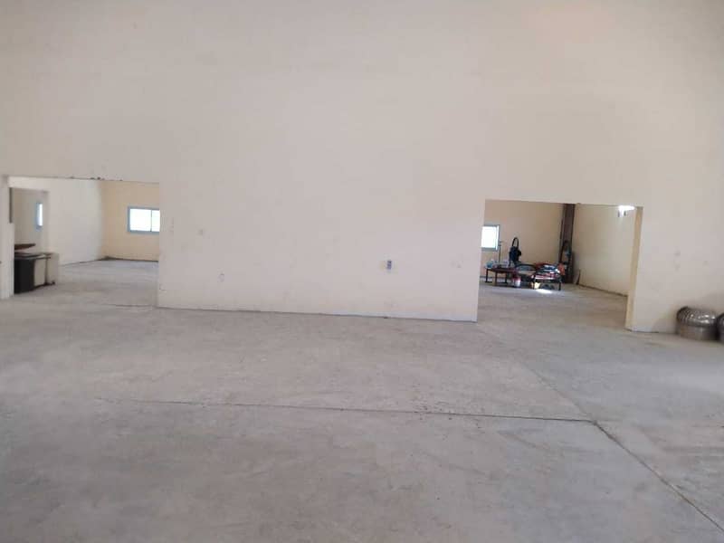 2 HUGE SPACE WARE HOUSE IN JEBEL ALI !  AED 25 per Sq. ft (Negotiable)