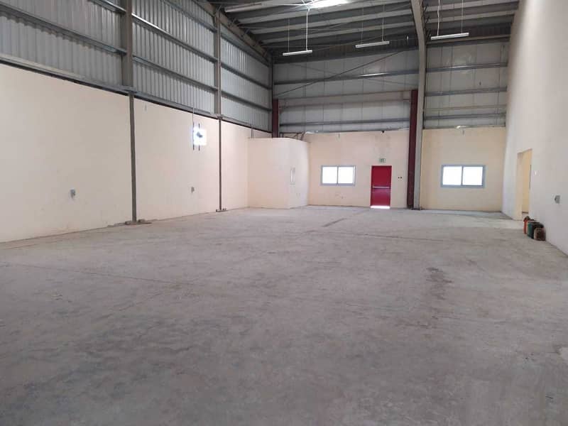 20 HUGE SPACE WARE HOUSE IN JEBEL ALI !  AED 25 per Sq. ft (Negotiable)