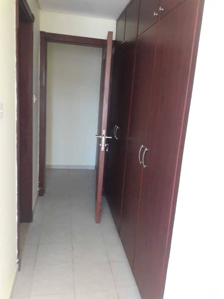 1 BEDROOM WITH BALCONY INCLUDING CHILLER AND MAINTENANCE IN STREET 2 WITH 2 MONTHS FREEE!!!!!