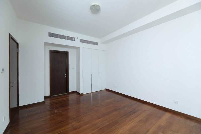 12 Cozy One Bedroom Apartment with Balcony for Rent!