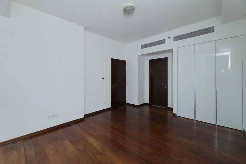 15 Cozy One Bedroom Apartment with Balcony for Rent!