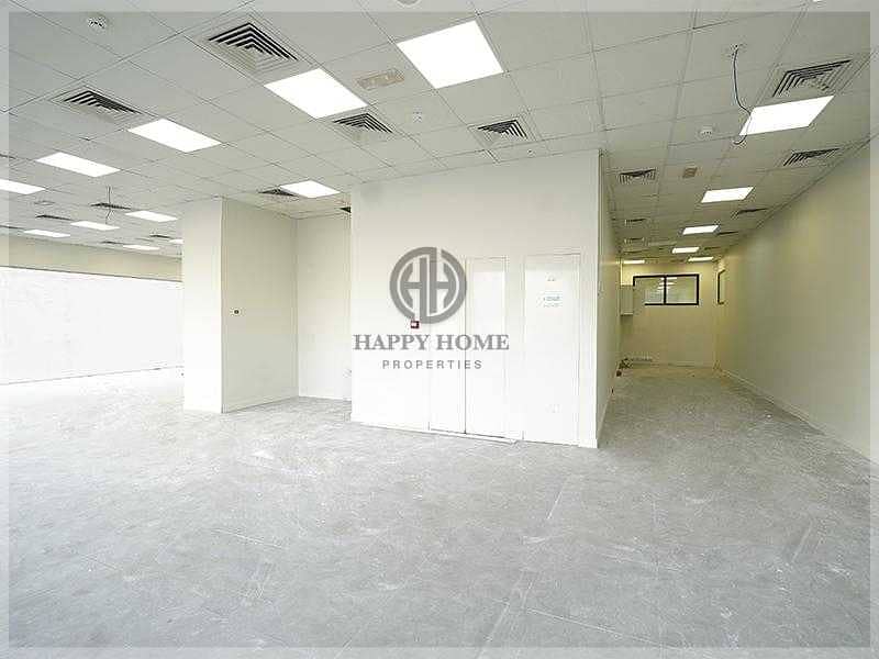 3 LARGE LAY OUT SHOWROOM - PRIME LOCATION IN KARAMA