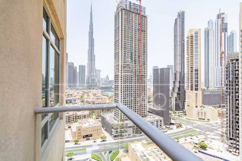 High Floor | Spacious | Burj Khalifa Pool Canal Views