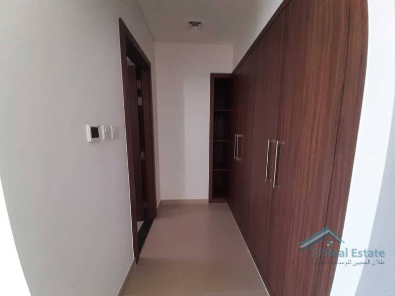 12 BRAND NEW ! END UNIT ! 4BHK ARABELLA 3.