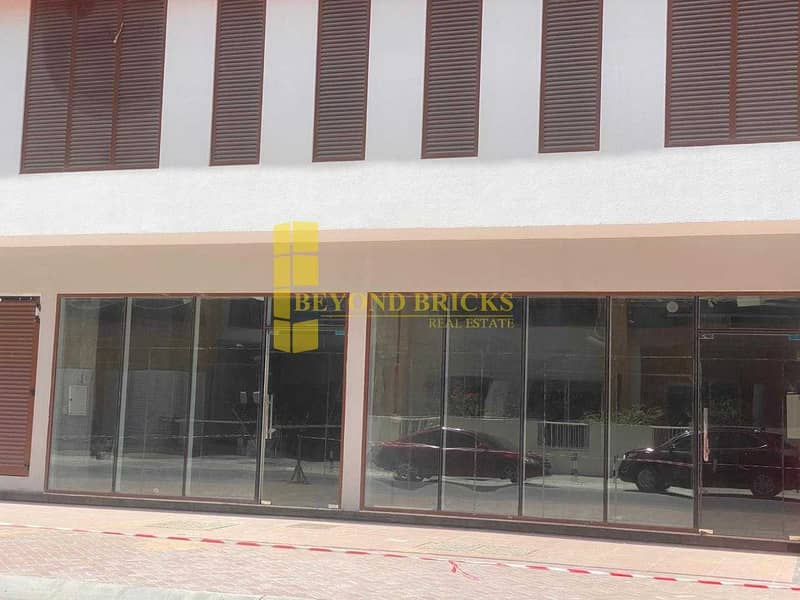 3 Great Location | Corner Retail Unit For Rent in JVC