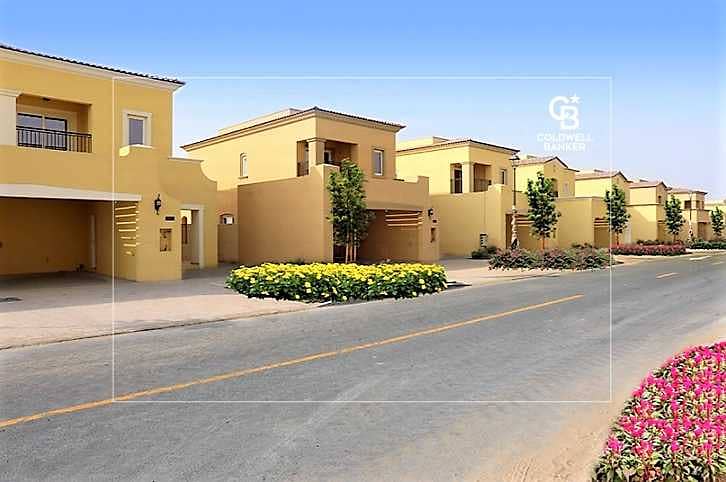 3 Bedrooms + Maid |Single Row| near to the pool|